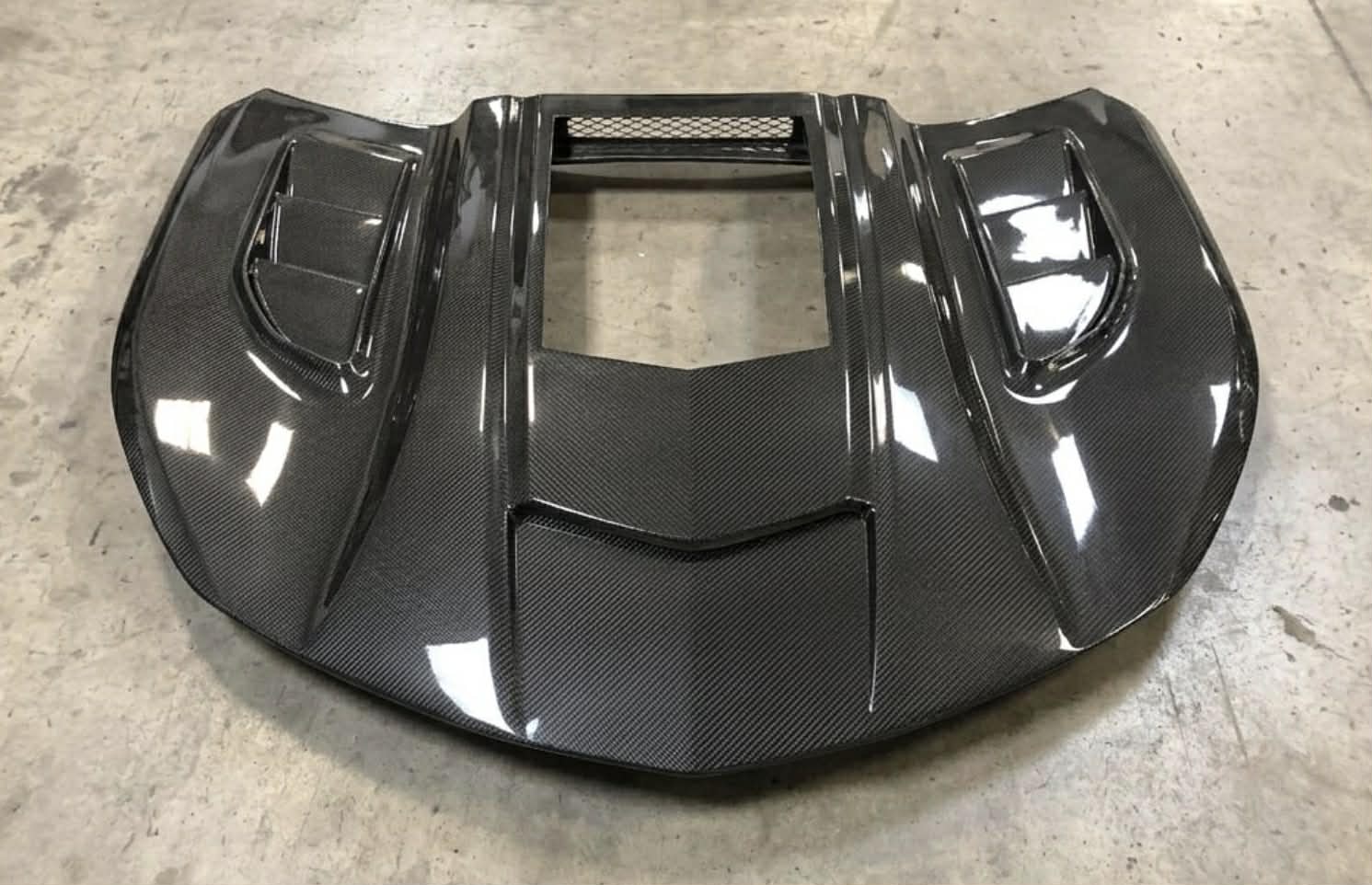 2016-2024 Camaro "IROC-Z" COPO Style Hood with Louvers and Window (CARBON FIBER)